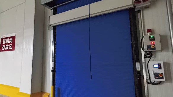 什麽是污片下载冷庫保溫快速卷簾門？—優（yōu）泰告訴你
